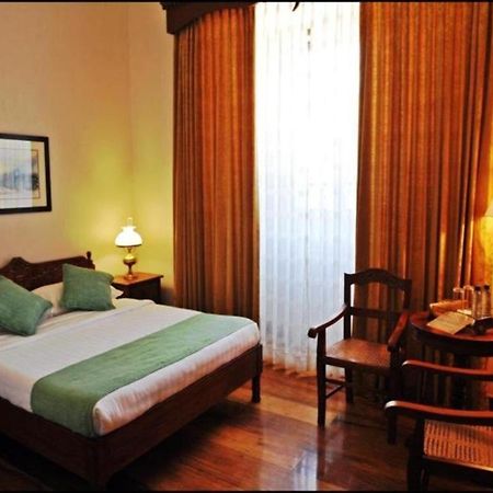 Hotel Felicidad Vigan Luaran gambar