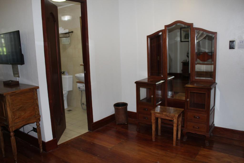 Hotel Felicidad Vigan Luaran gambar