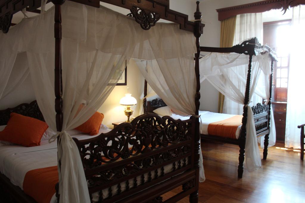 Hotel Felicidad Vigan Luaran gambar